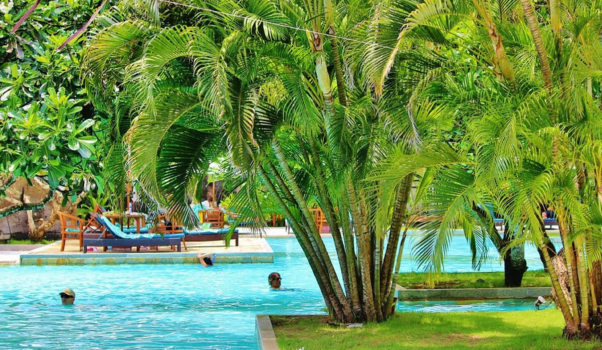 Nusa Dua Hotel Pool View| Putubali spa home care 